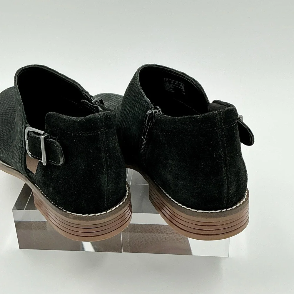 Clarks Collection Womens Size 10 Black Snakeskin Embossed Leather Ankle Booties